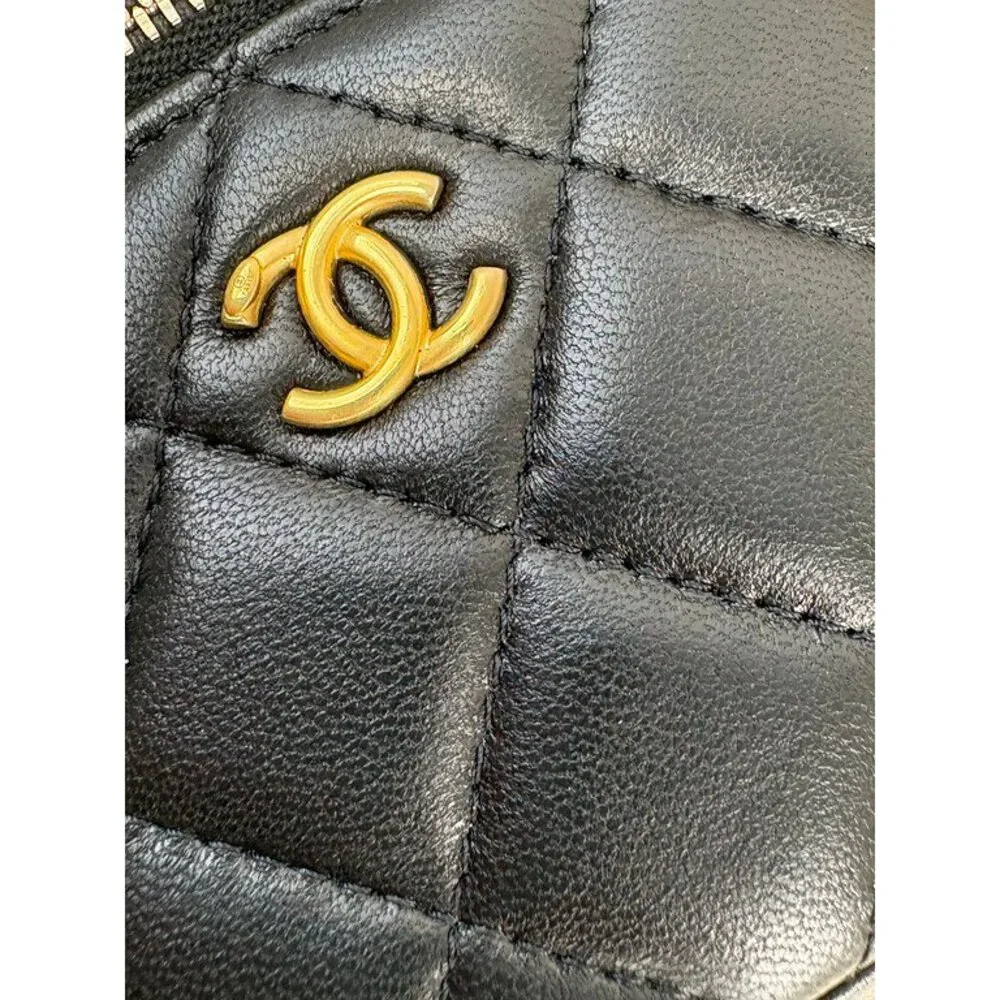 CHANEL Black Lambskin Vanity Case Small GHW
